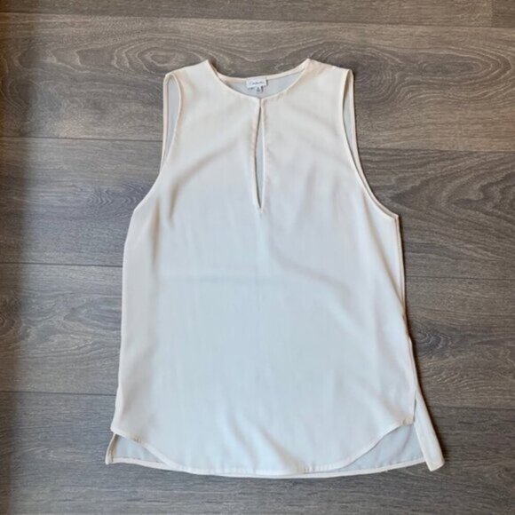 Aritzia Babaton Women's Blouse Sleeveless Tank Top Cut out front Cream Size XS - Picture 3 of 15